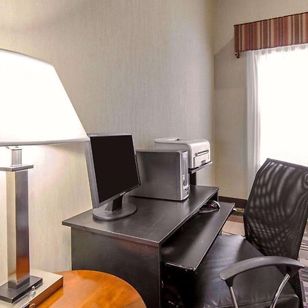Rosemount Quality Inn & Suites מראה חיצוני תמונה