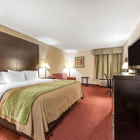 Rosemount Quality Inn & Suites מראה חיצוני תמונה