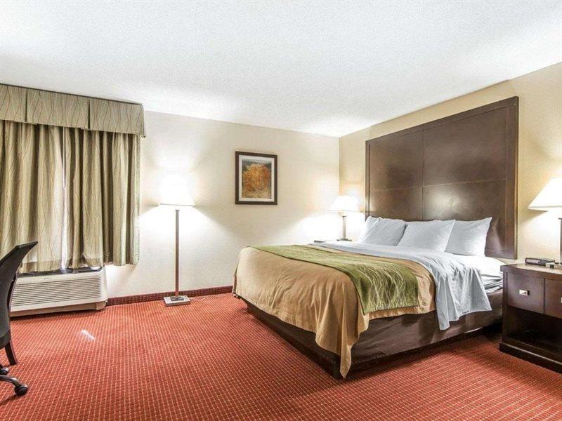 Rosemount Quality Inn & Suites מראה חיצוני תמונה