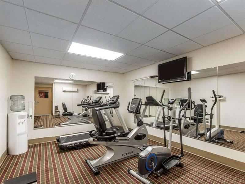 Rosemount Quality Inn & Suites מראה חיצוני תמונה