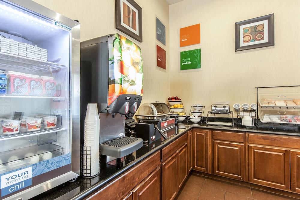 Rosemount Quality Inn & Suites מראה חיצוני תמונה