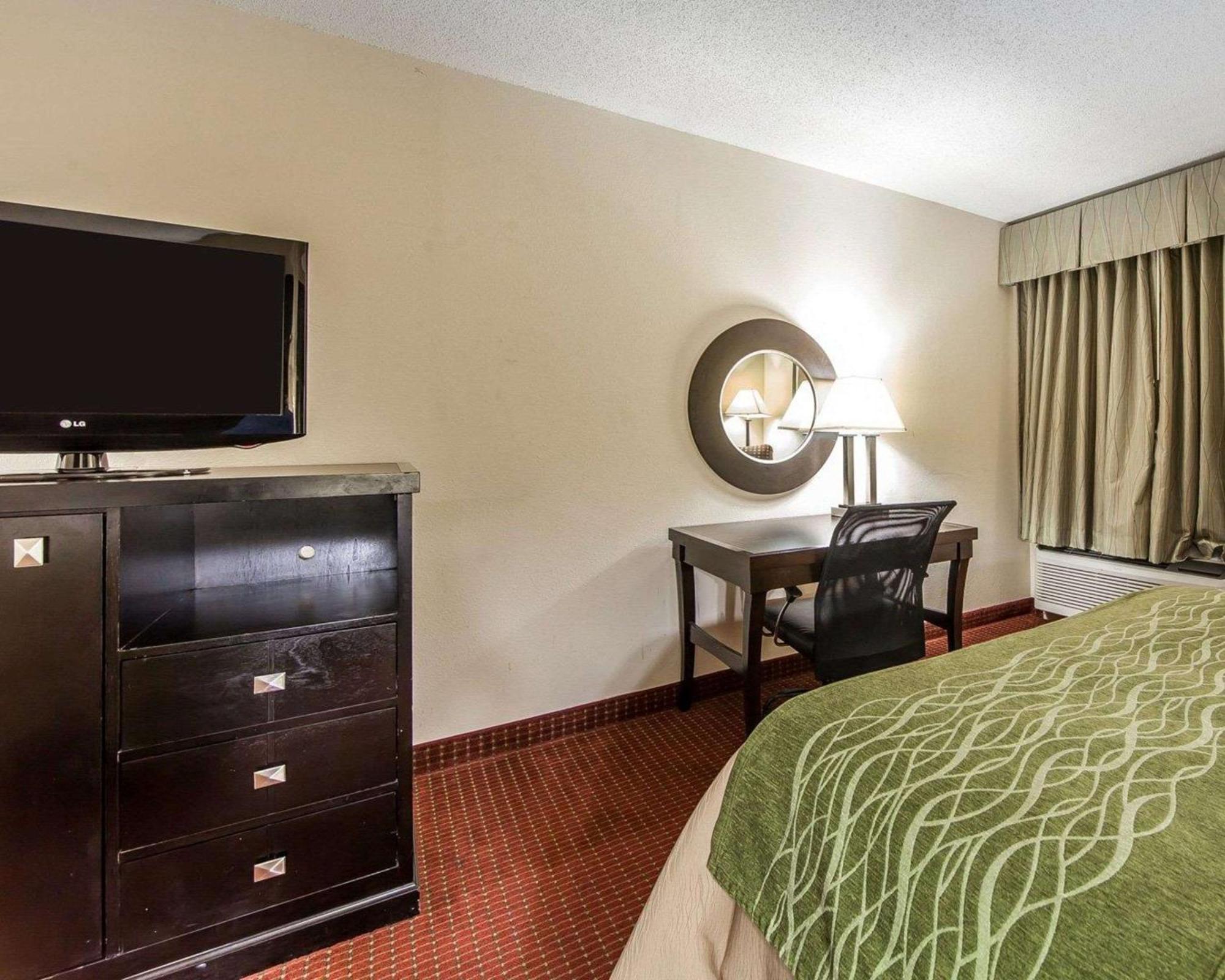 Rosemount Quality Inn & Suites מראה חיצוני תמונה