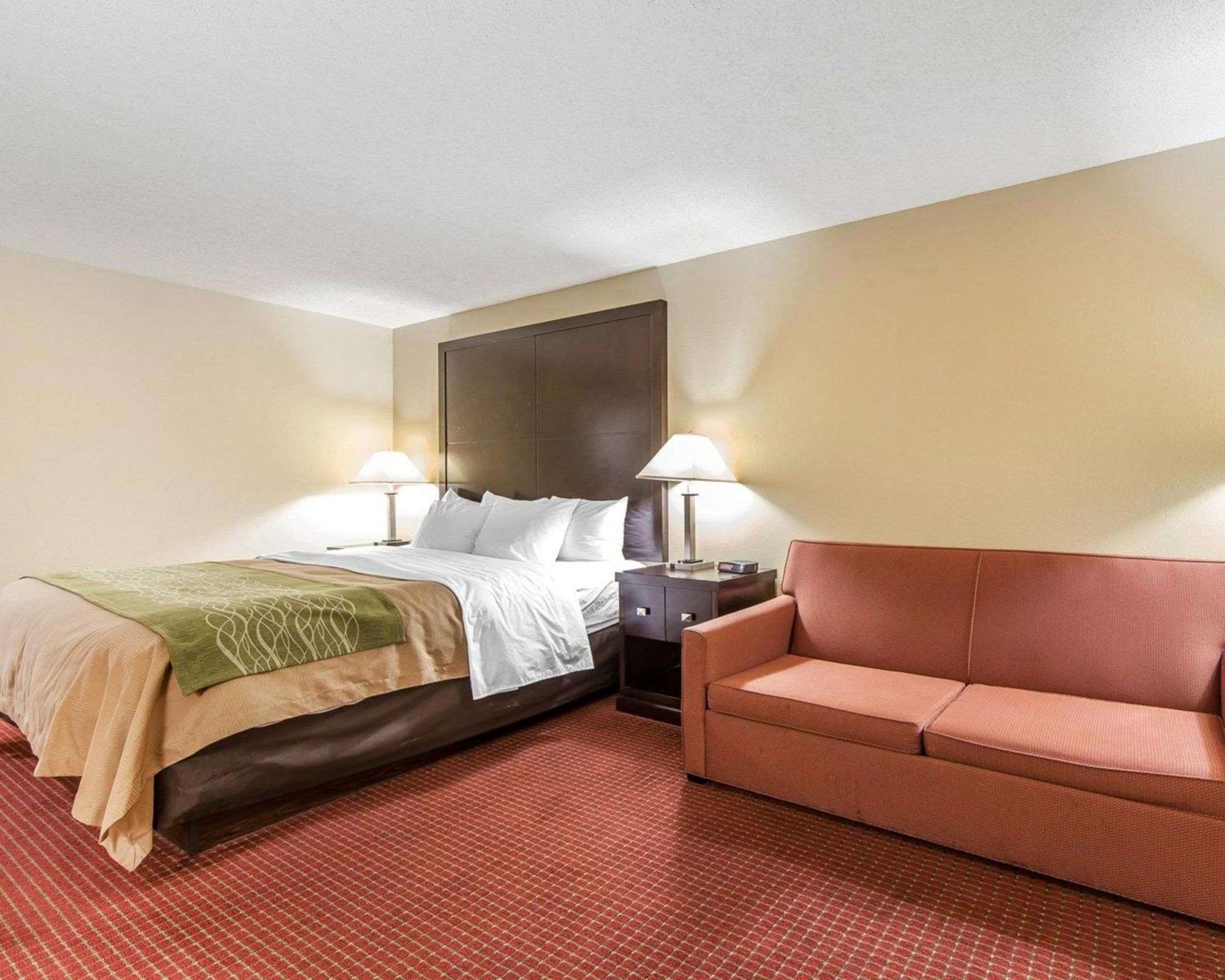 Rosemount Quality Inn & Suites מראה חיצוני תמונה