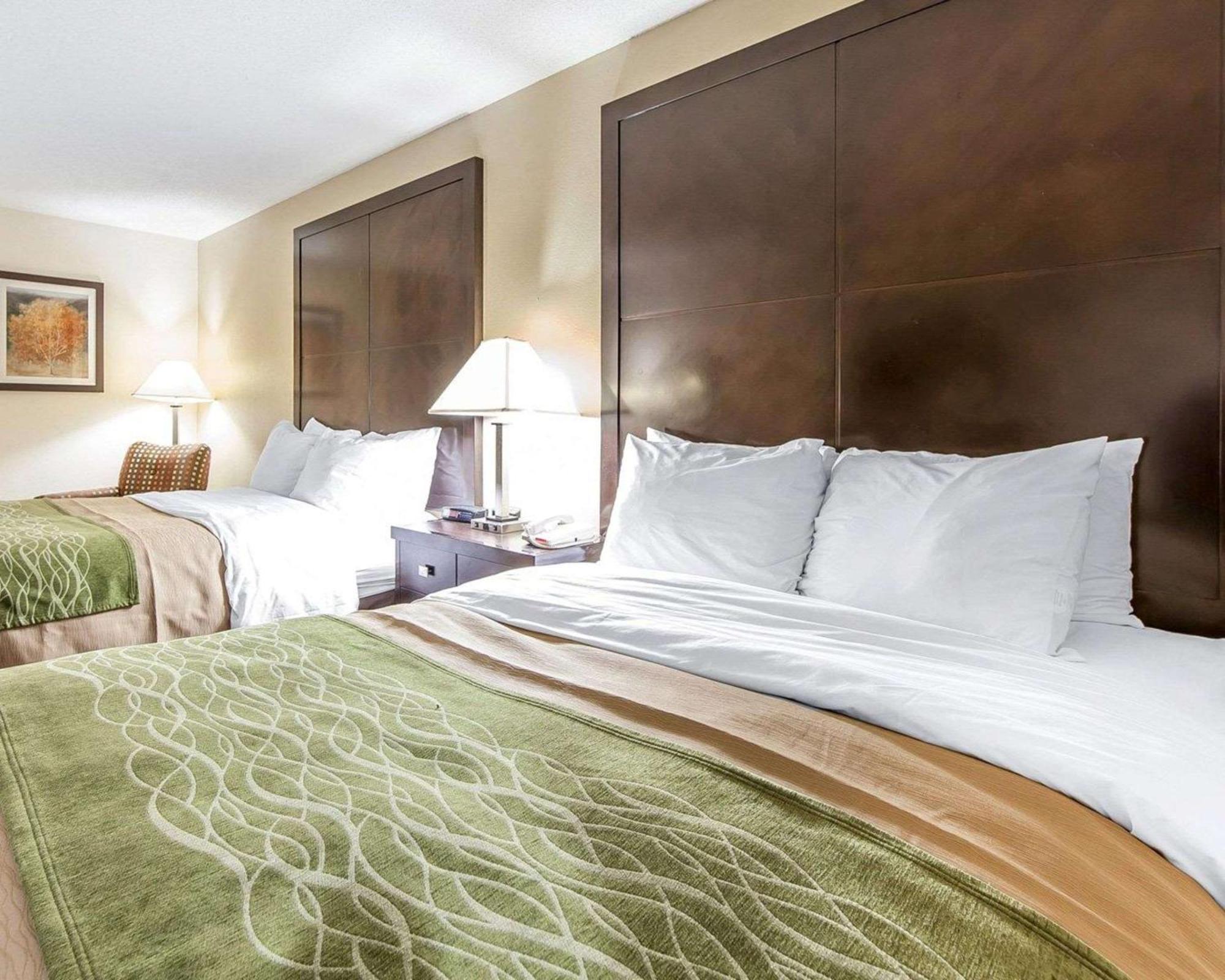Rosemount Quality Inn & Suites מראה חיצוני תמונה