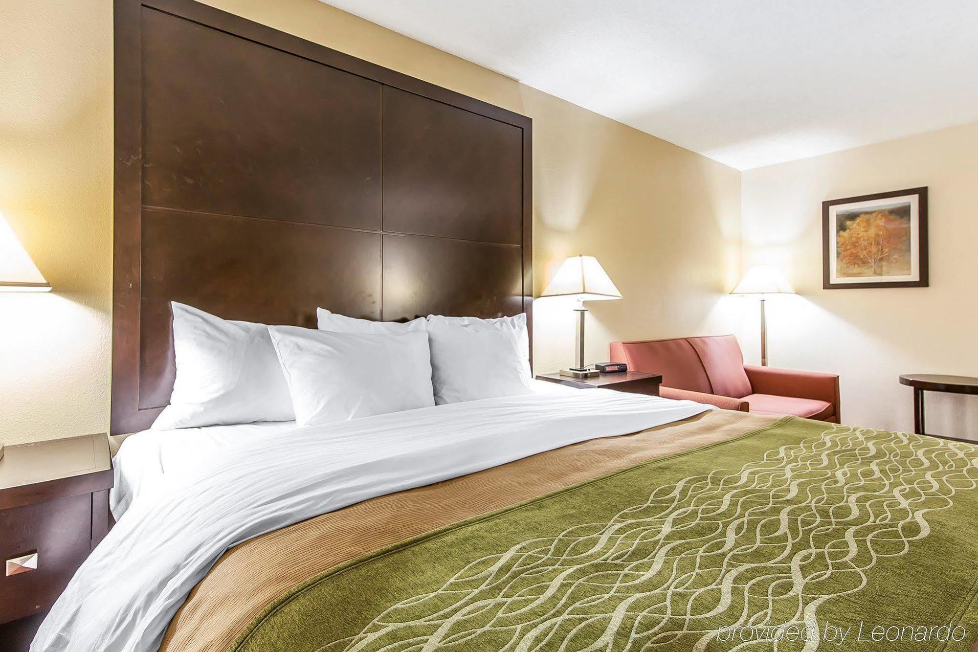 Rosemount Quality Inn & Suites מראה חיצוני תמונה