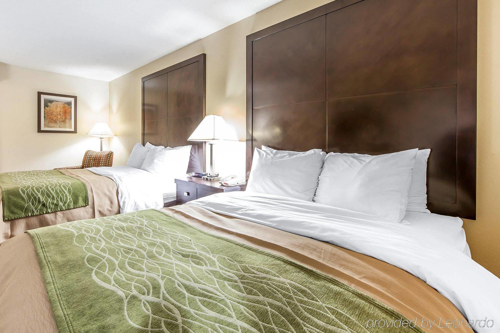 Rosemount Quality Inn & Suites מראה חיצוני תמונה