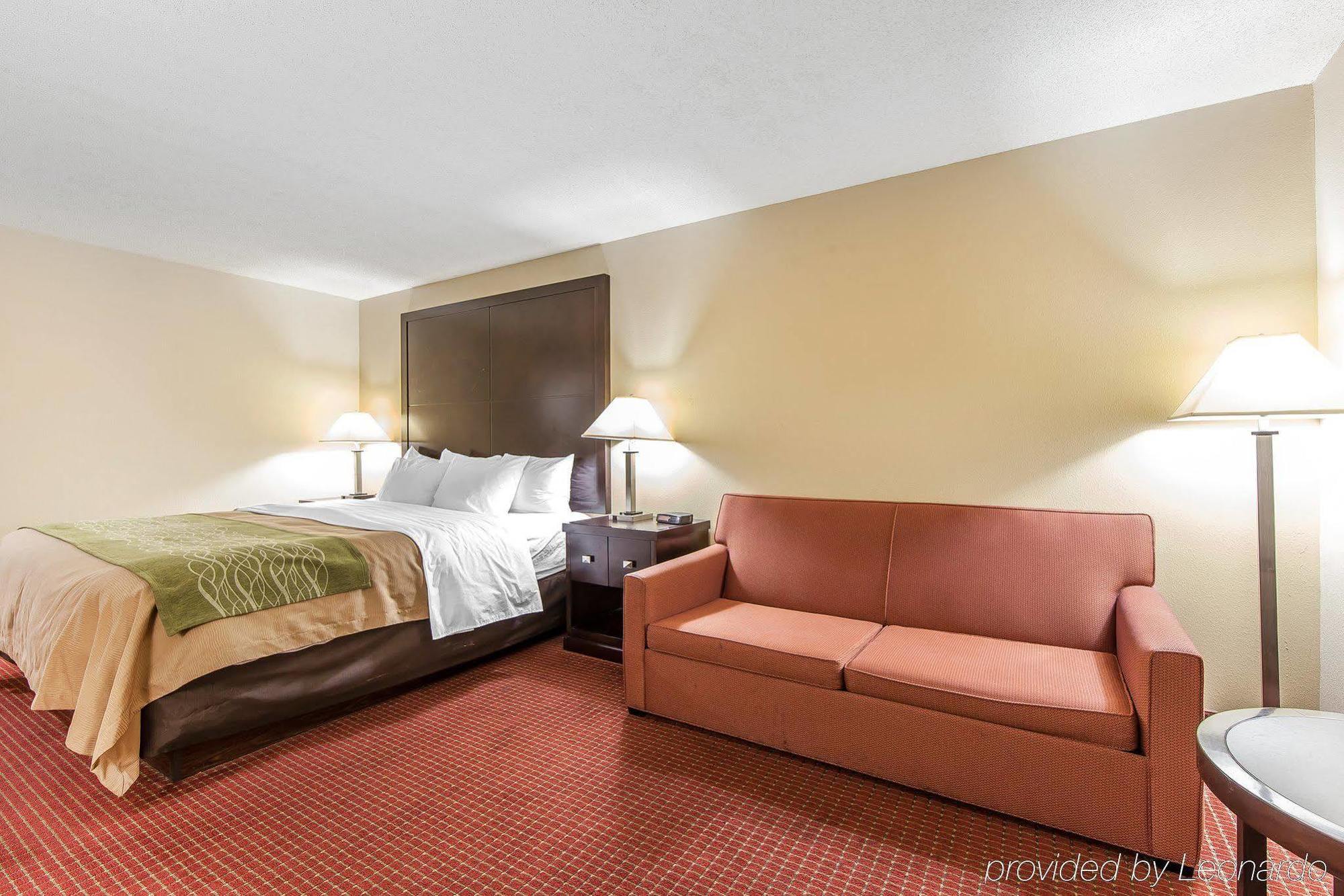 Rosemount Quality Inn & Suites מראה חיצוני תמונה